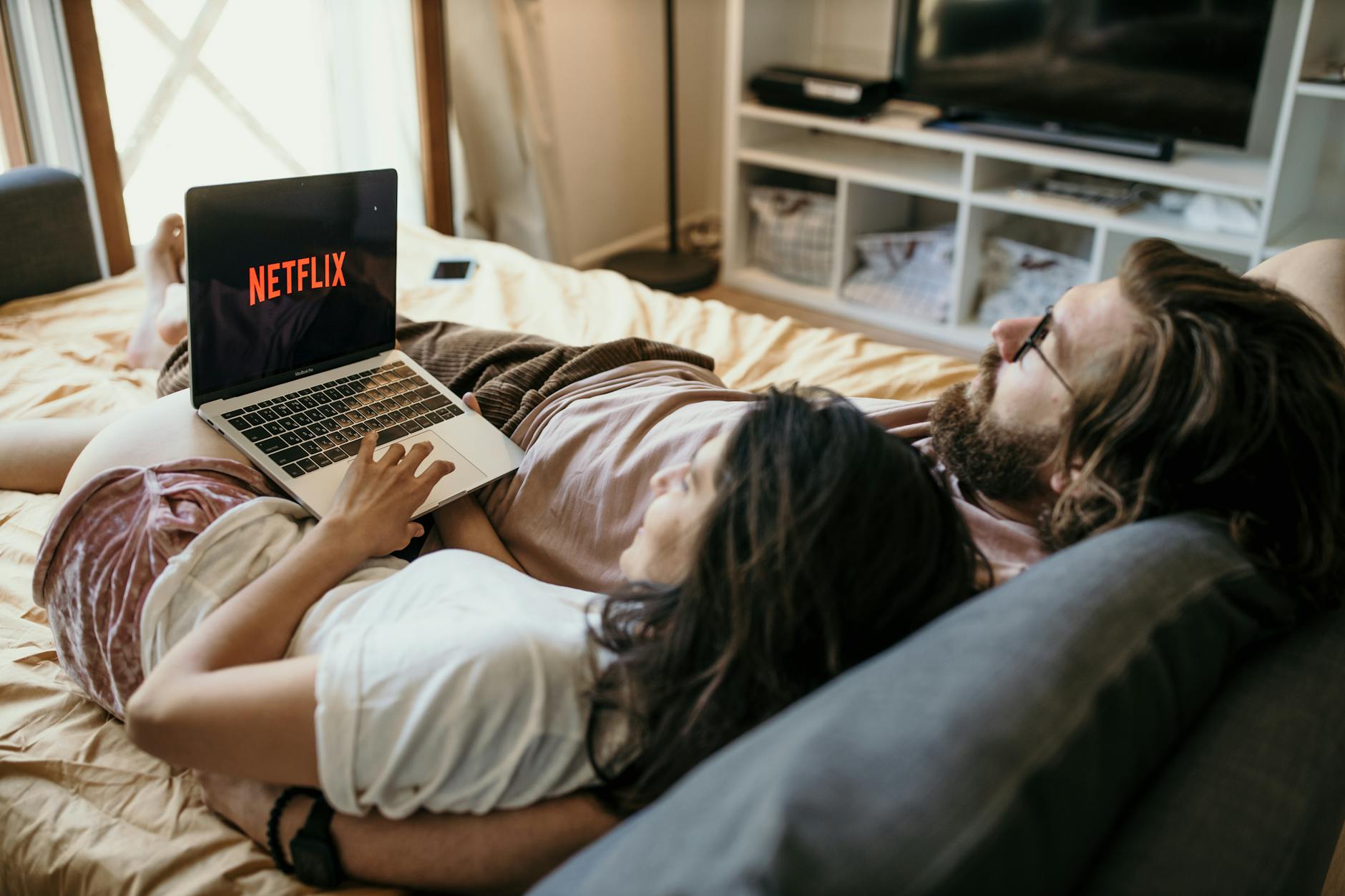 How to Choose the Right IPTV Subscription in 2025 | Complete Guide
